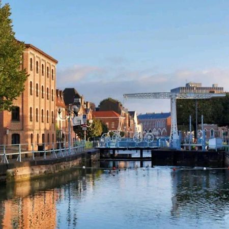 Le Petit Gayant Apartment Douai Bagian luar foto