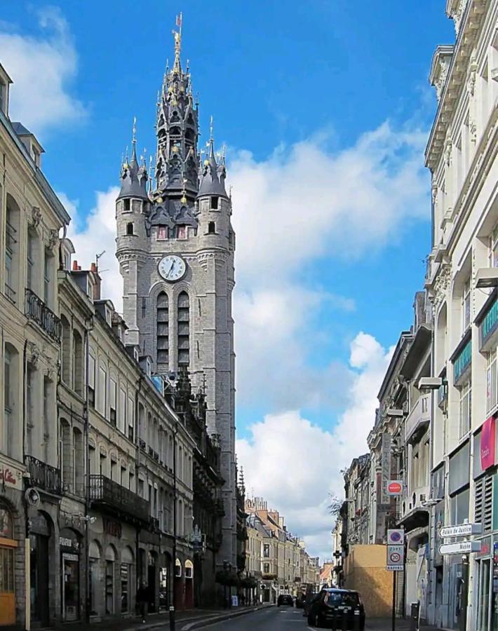 Le Petit Gayant Apartment Douai Bagian luar foto