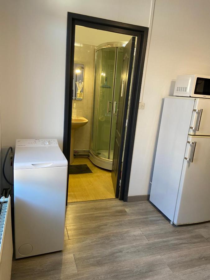 Le Petit Gayant Apartment Douai Bagian luar foto